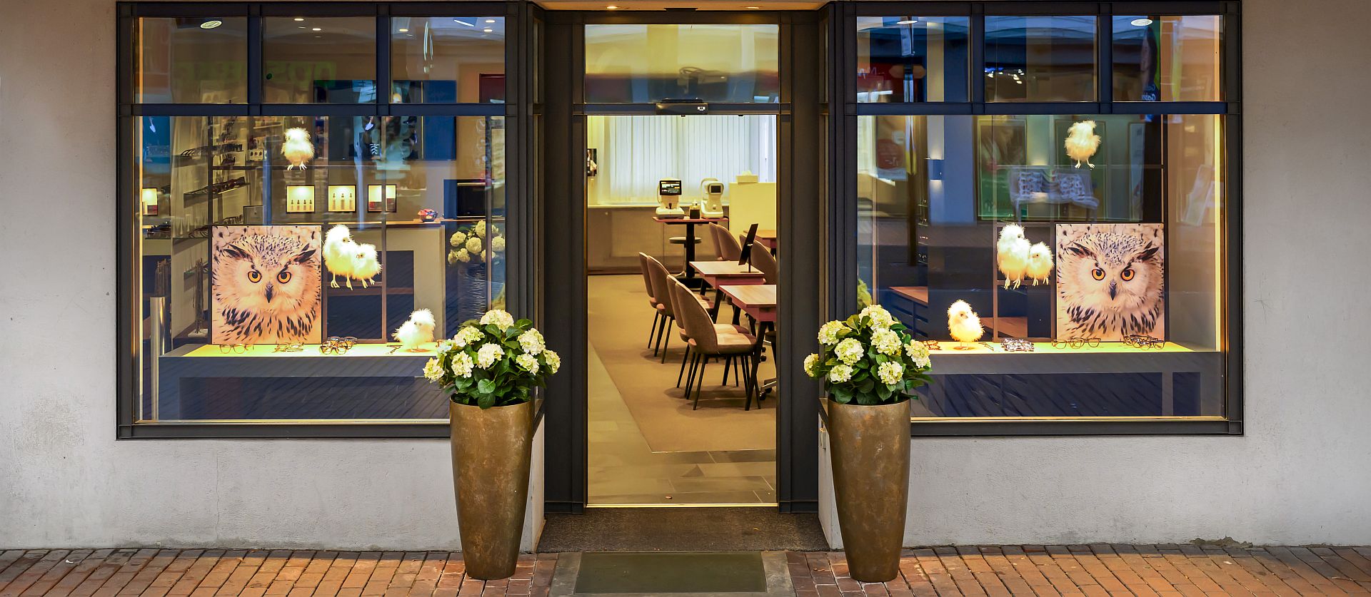 moop_geschaeft-aussen2_1920x837px